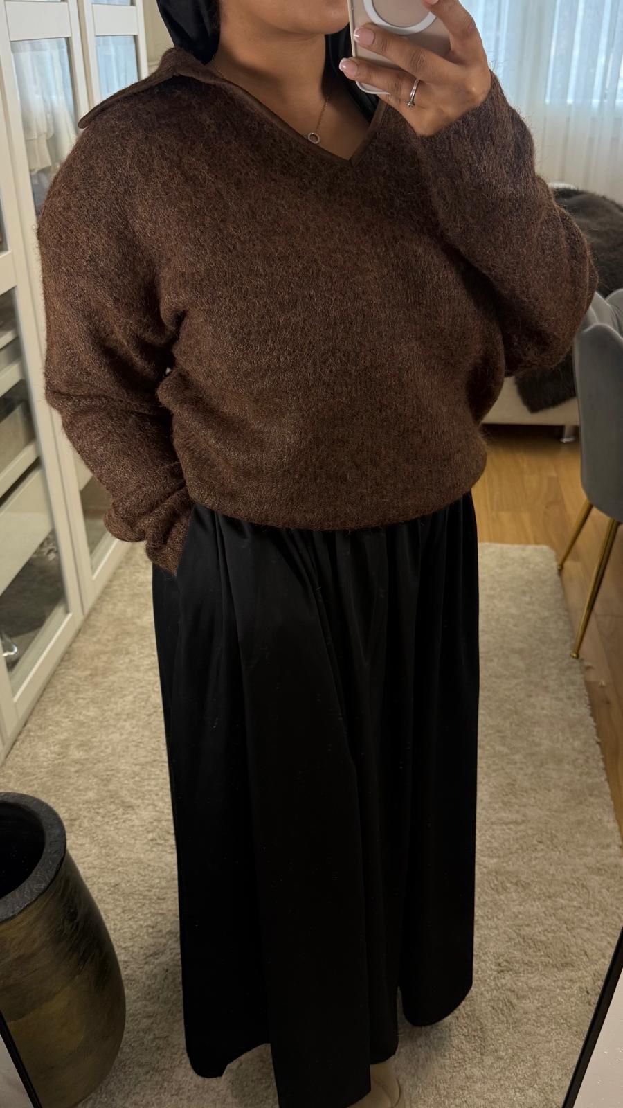 Pull Isis - Laine Marron